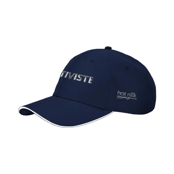 Casquette Lactiviste bleu marine, vue de trois quarts, broderie Lactiviste sur le devant