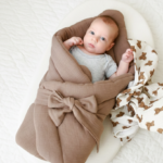 Écharpe de Portage Bébé Premium en Velours - Proximité et Liberté Totale