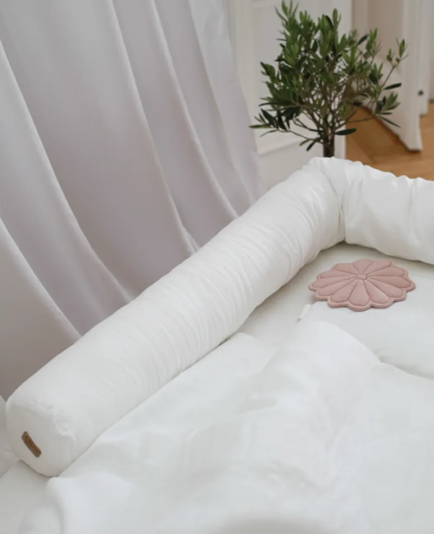 Tour de lit bébé sécurisé en lin – confort exceptionnel et protection optimale