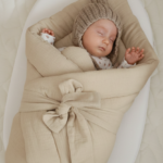 Écharpe de Portage Bébé Premium en Velours - Proximité et Liberté Totale