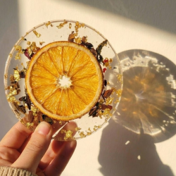 Coffret 4 dessous de verre en résine époxy botanique avec support, fait main, pour décoration et protection de table.​